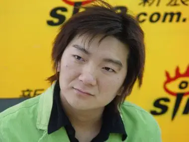 音乐创作人杨臣刚新浪聊天献歌实录