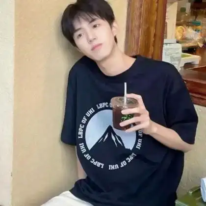 成熟好看的头像男,高清帅气成熟气质男头像图片_男生头像_头像屋