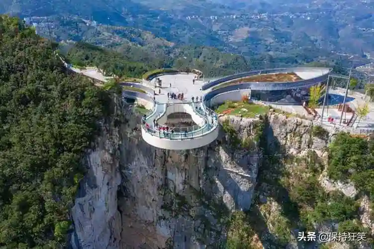 重庆十大著名旅游景点 重庆著名旅游胜地 重庆最有名的景区