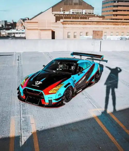 这辆日产gtr 的涂装真是深入我心