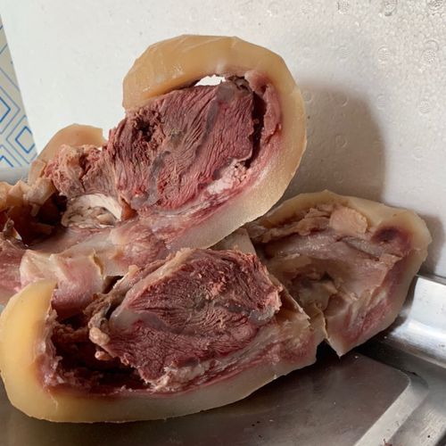 黄牛现杀原味纯牛肉牛脸肉全熟牛头肉牛头皮新鲜红烧火锅食材精选牛头