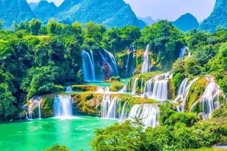 这个被低估的城市太美啦!100%纯享贺州精彩美景!打卡最美跨国大瀑布!