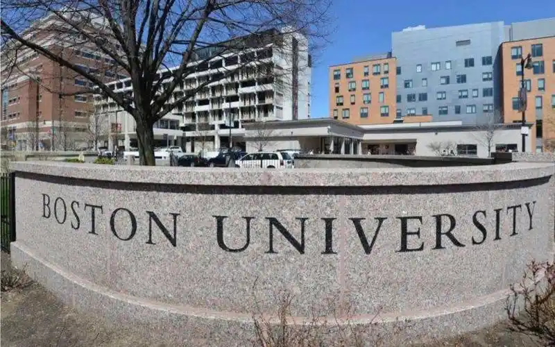 【波士顿大学】 university welcomes the worlds grad students