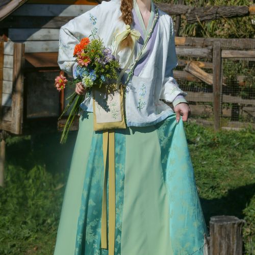 晋制汉服晋襦间色交窬裙绣花清新文艺风日常春夏