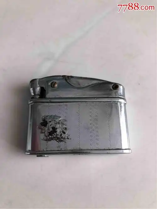 英文版葵花牌打火机