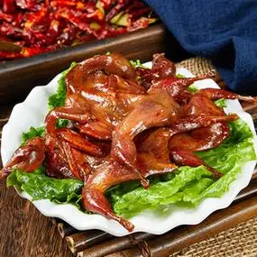 德州酱卤鹌鹑整只即食新鲜肉熟食酱香麻辣网红休闲特产零食下酒菜