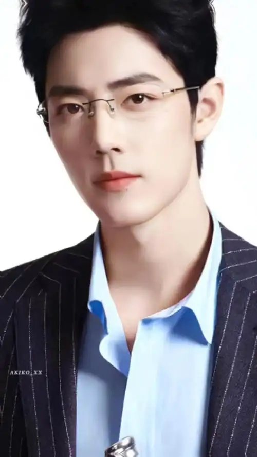 肖战,戴眼镜vs不戴眼镜的区别