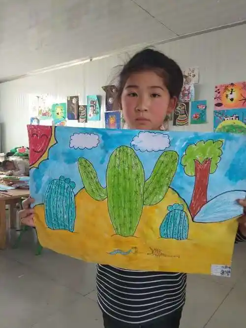 前海幼儿园艺术绘画作品《沙漠之洲》