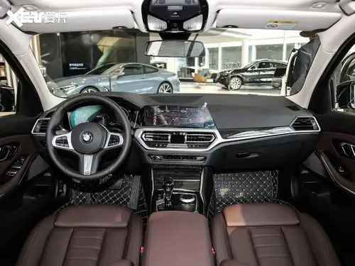 2021款宝马3系325li m运动套装