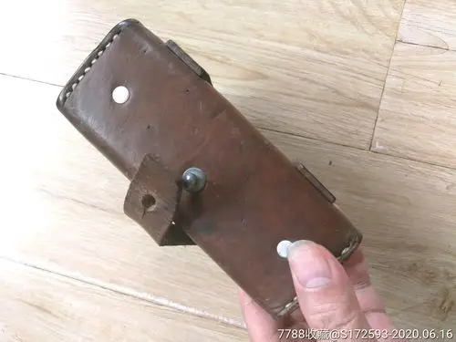 少见56年新中国第一次国产56式半自动步*(牛皮子弹盒)