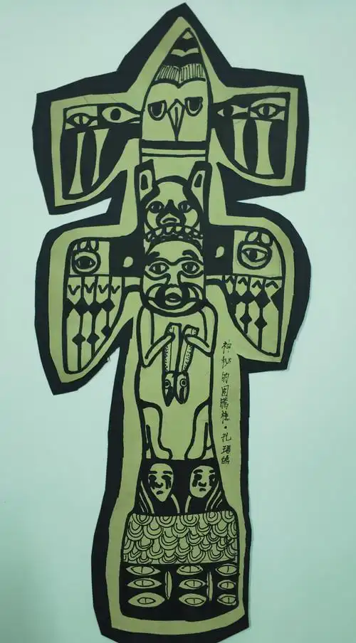 枣庄市少儿美术中心西方班《神秘图腾柱》作业