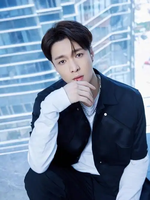 张艺兴同款发型需要多长(张艺兴成了发型试验田?