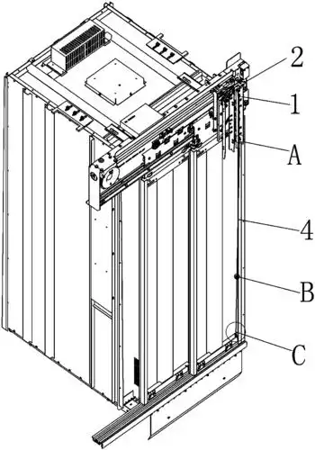 一种电梯轿门非平层开门装置