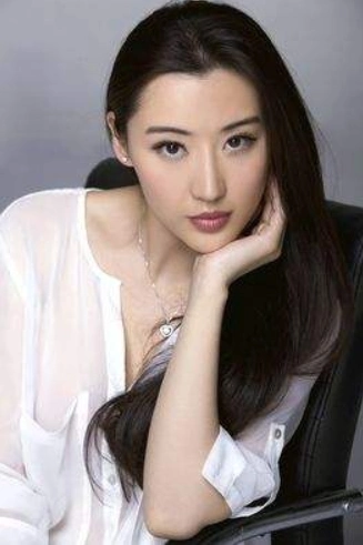 电视剧带泪梨花演员扮演柳媛的叫什么名字?急!