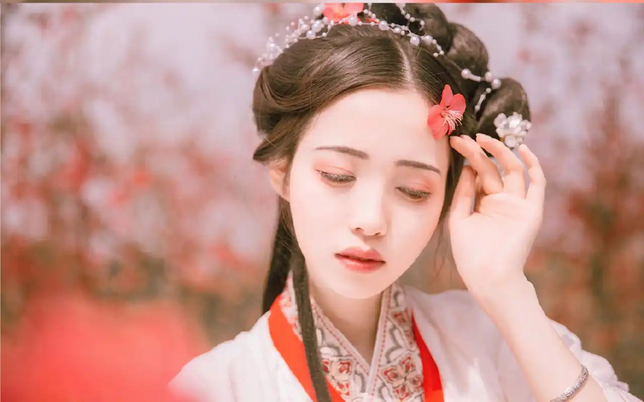 古风汉服美女淡雅迷人写真桌面壁纸