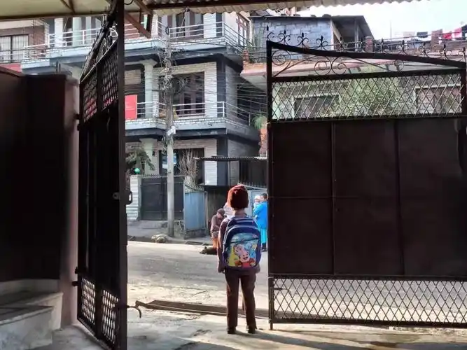 十五岁的她说我的梦想是当一个好妈妈