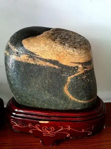 泰山石原石赏析