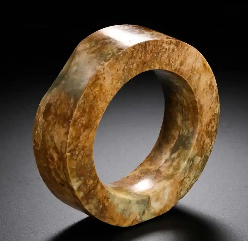 良渚玉琮:古人的神秘饰物