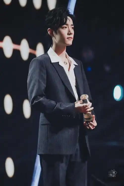 200108今日头条盛典|肖战