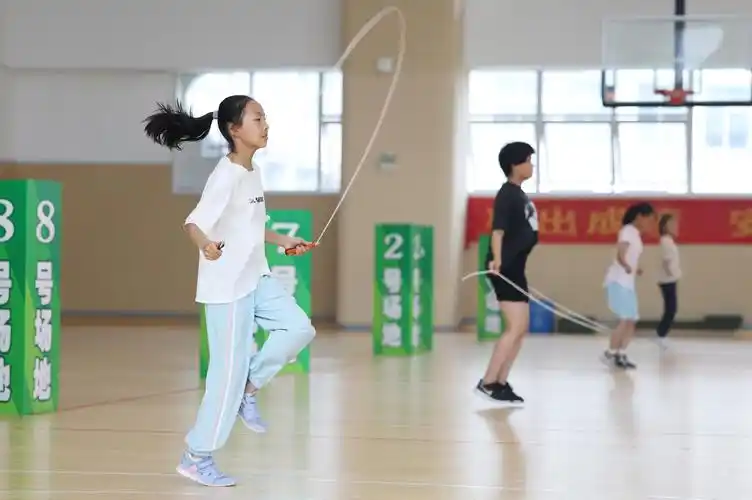 评论丨一根跳绳卖78元中考专用跳绳何以专用