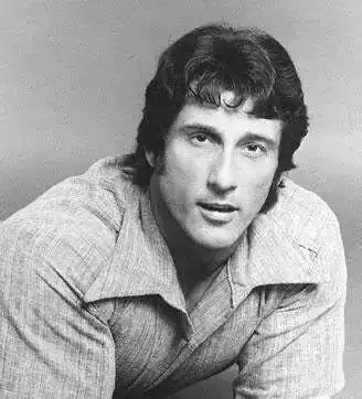 唯一击败巅峰期施瓦辛格的他,改变了整个健美界!_弗兰克·赞恩