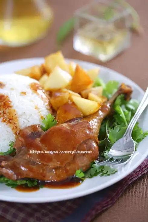 鸭肉最便宜---土豆炖鸭子盖饭
