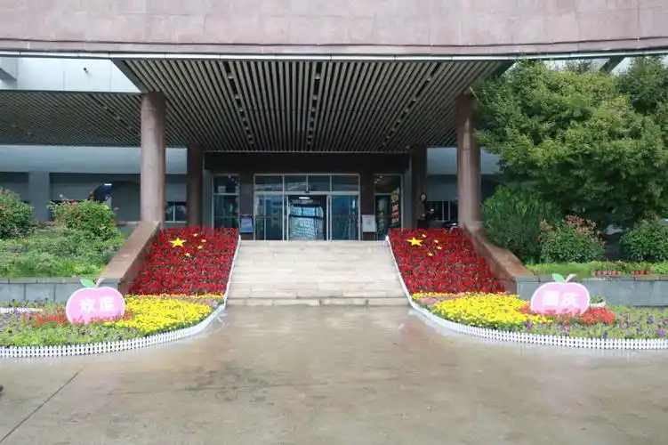 金城装扮一新 喜迎四海宾朋