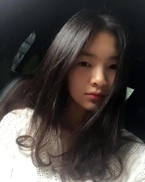 成都体育学院校花杨帆 肤如凝脂_网易订阅