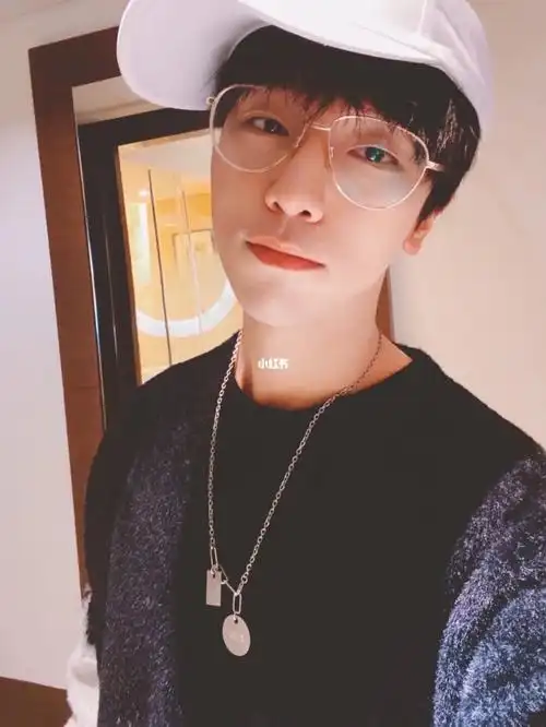 景wb考古最后乱入一张豆花花