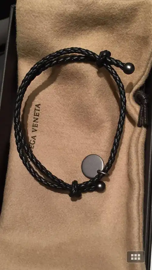 bv这个手链 在香港卖多少钱