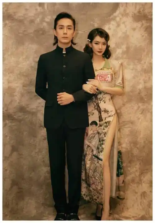 原创李承铉最担心戚薇穿旗袍同时秀出蚂蚁腰和仙女腿谁控制得住