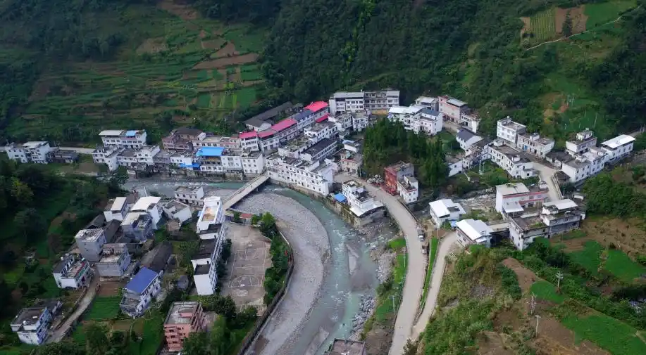 抱龙镇洛阳幸福家园