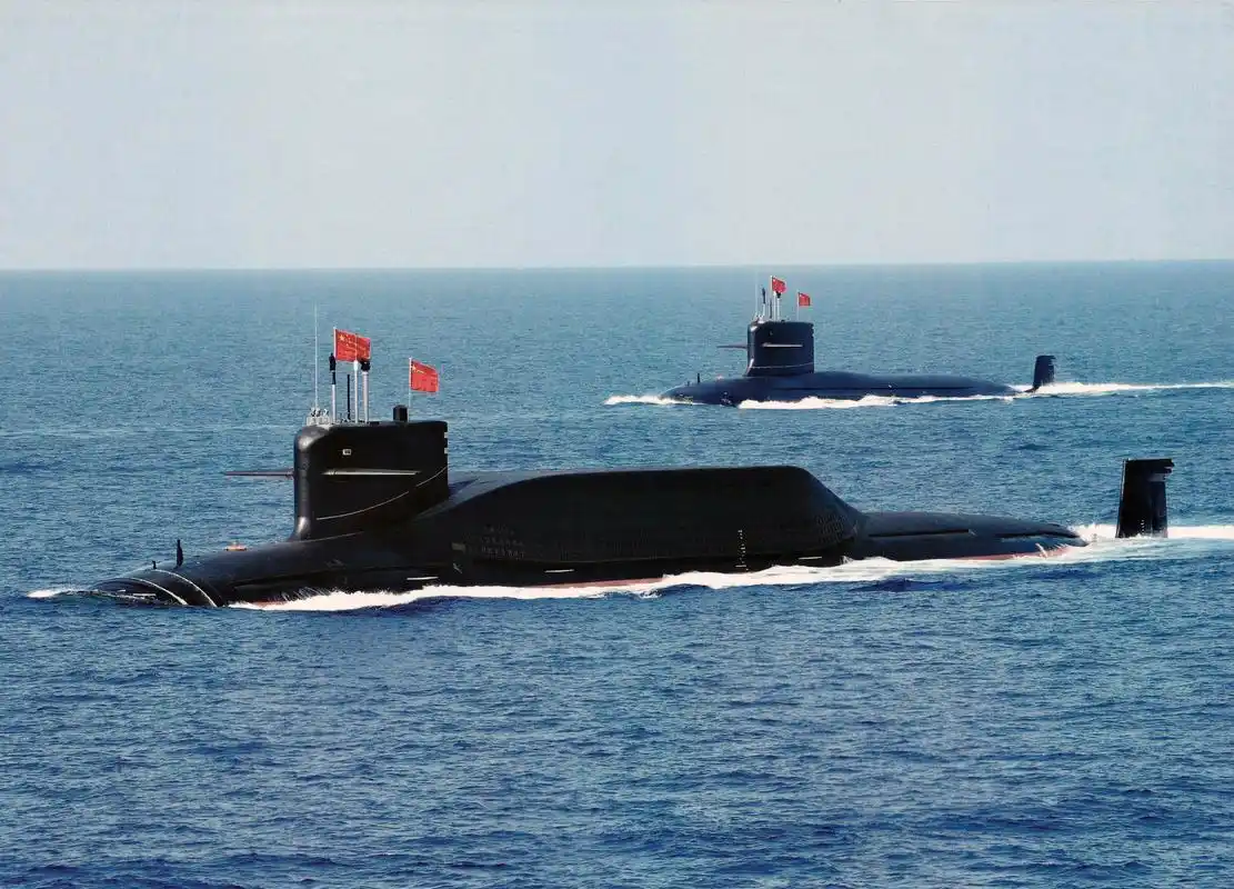 中国093潜艇曝出两种龟背外形里面究竟藏有何种武器