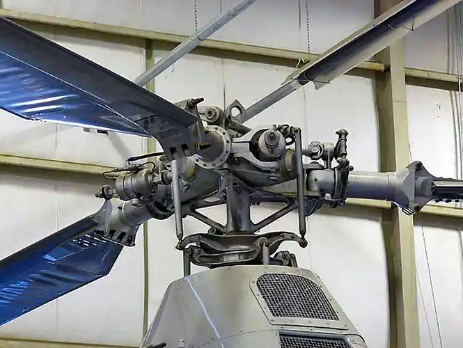 从邮政送信到首次军事救援,凭借这架直升机,西科斯基声名鹊起