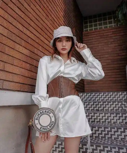 新加坡超豪名媛炫富生活超乎想象!