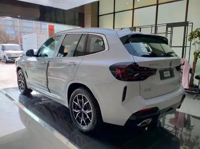 宝马x3 25i为什么没人买呢?比30i能便宜好几万呢,184匹的马力 zf 8