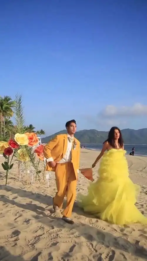 莎莎大叔超级默契,两个人简直就是神仙眷侣