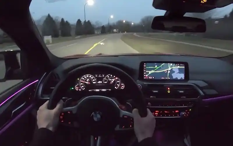 第一视角 宝马x4m 夜间驾驶