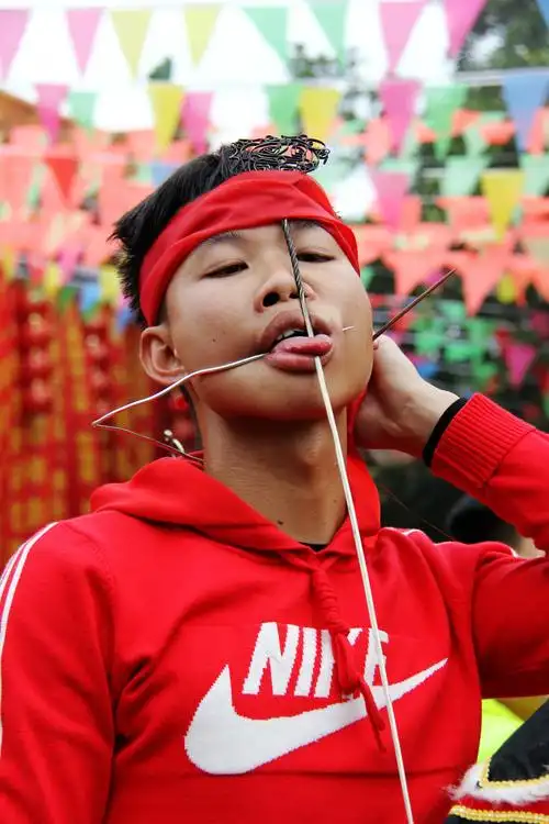 穿令箭,胆小慎入