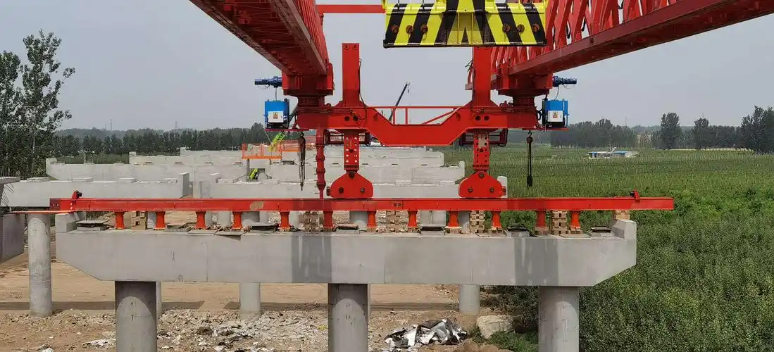 2020年6月28日荣乌项目第一台架桥机过孔(四)