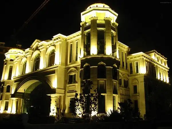 城市夜景灯光设计的作用以及如何营造城市夜景