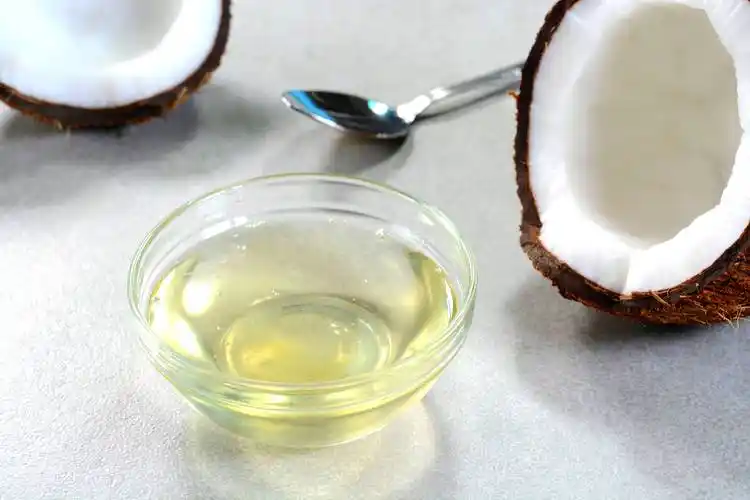 315狐大医四问:椰子油能减肥吗?_脂肪酸_郑飞飞_食用