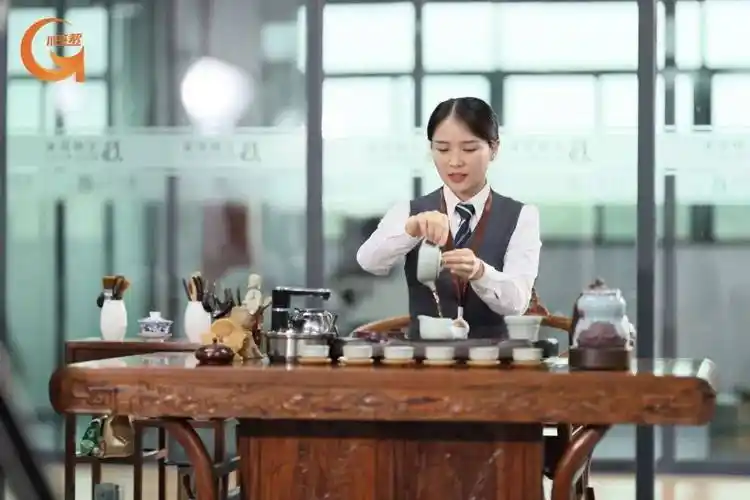 【管家服务】引入高级管家培训,提升高端服务技能