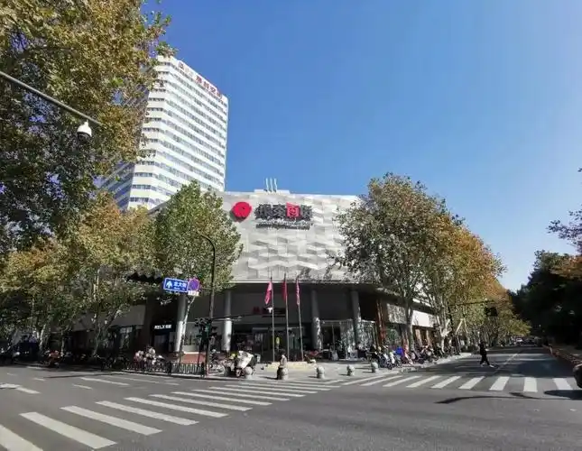 开业倒计时:mes amis摩米童装杭州临平银泰百货专柜来啦!