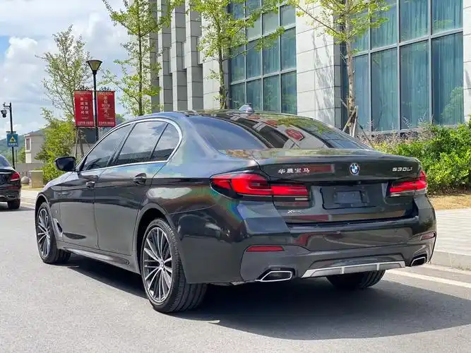 到店21年21款,一手车,宝马530li,四驱m运动,内饰9 - 抖音