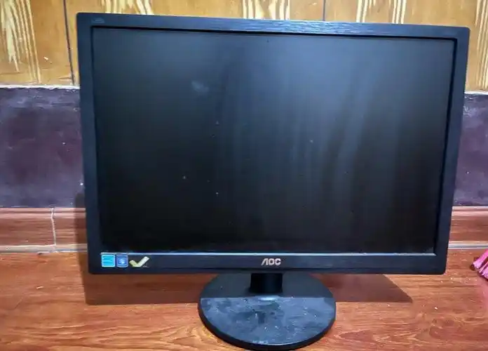 工厂转型低价转让aoc显示器19寸