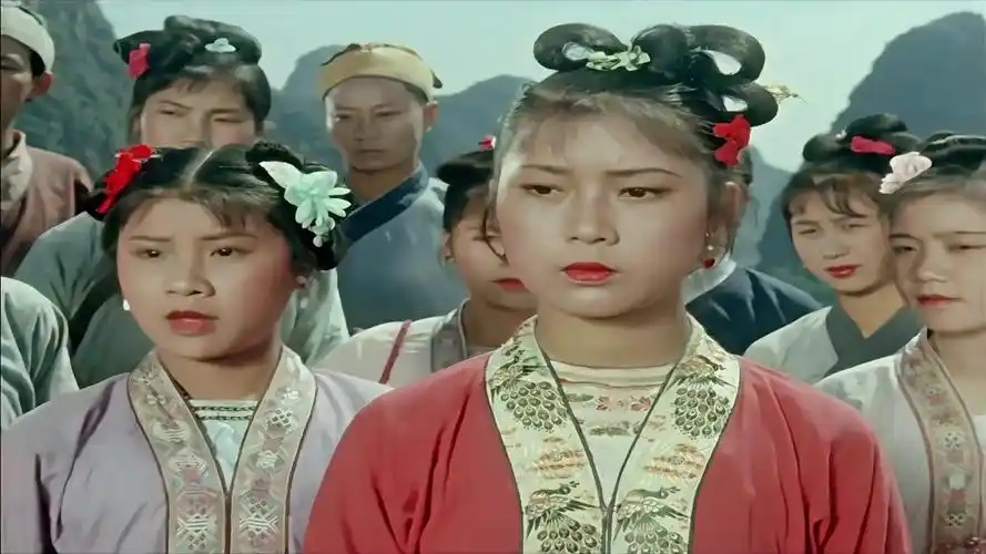 刘三姐:三姐山歌唱出穷人心声,驳得财主莫怀仁理屈词穷,精彩!