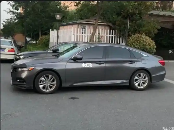 十代雅阁太空银豪华后期改装分享