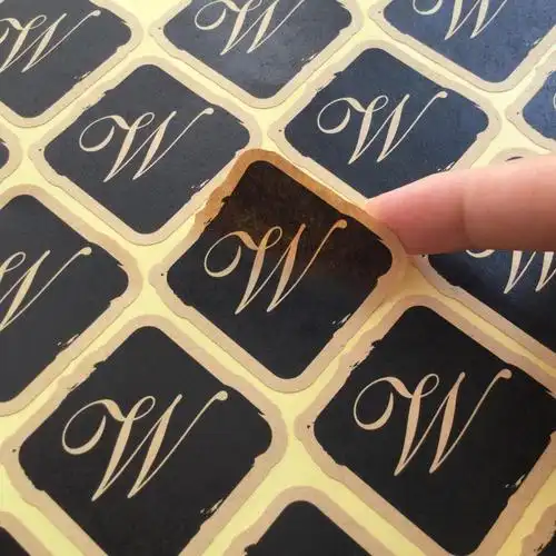 牛皮纸不干胶可定制彩色logo印刷烫金银商标标贴定做标签贴纸定制