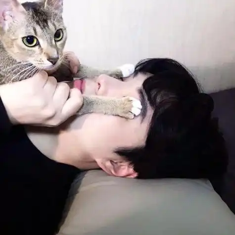 高冷霸气男生头像真人版,温柔侧颜一看就喜欢上了